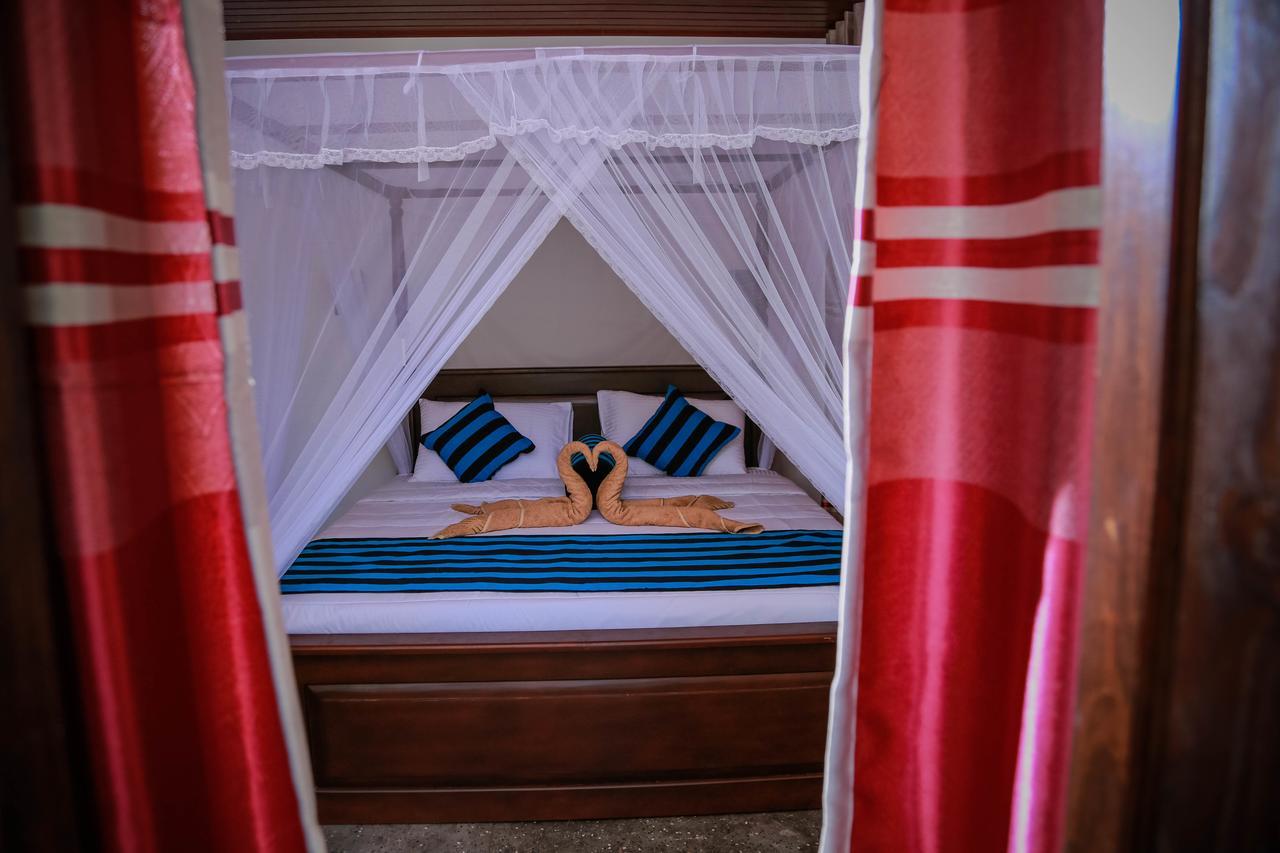 Hotel City Grand Ела Екстериор снимка